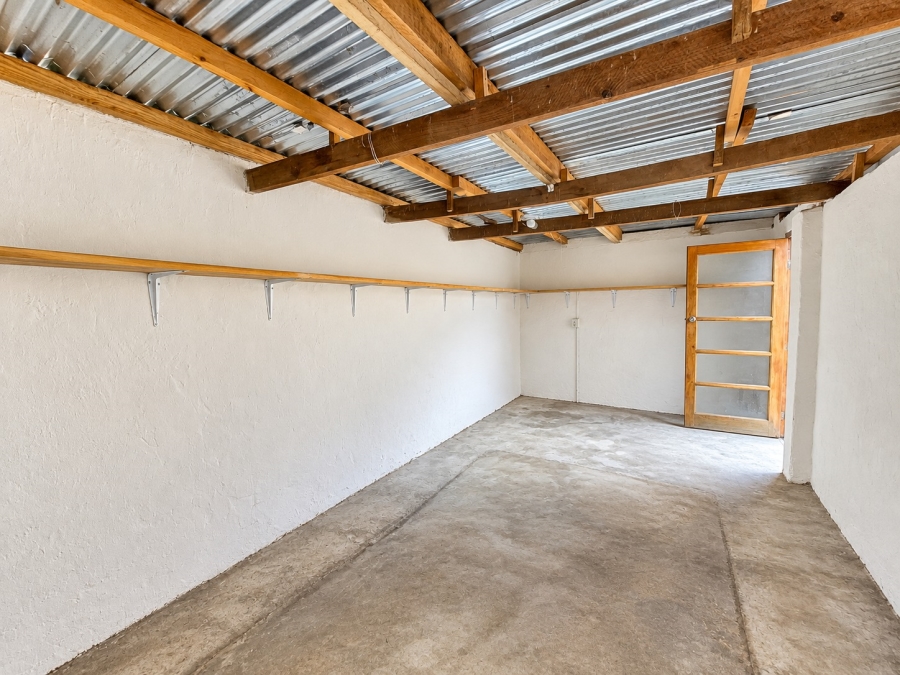 3 Bedroom Property for Sale in Amalinda North Eastern Cape